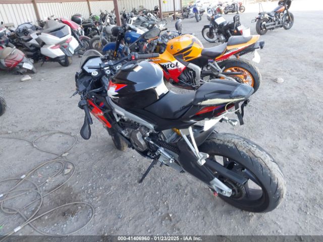 2023 APRILIA TUONO ZD4KSUM04PS000526 Photo 2