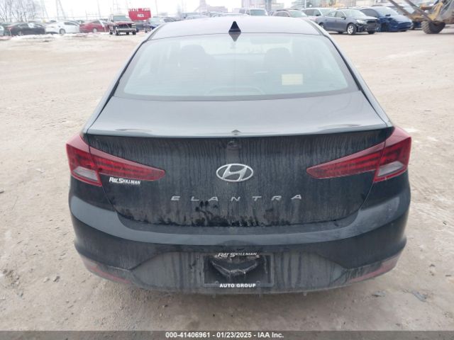5NPD84LFXKH455803 Hyundai ELANTRA SEL
