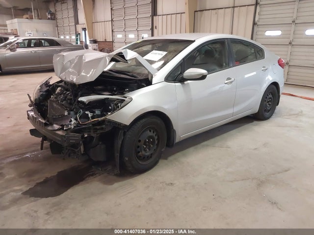 KIA FORTE LX 2015 KNAFK4A64F5428595 Image 2