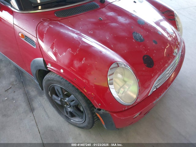 2005 MINI COOPER WMWRF33425TF62042 Photo 5
