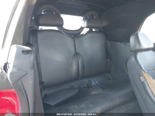 2005 MINI COOPER WMWRF33425TF62042 Photo 7