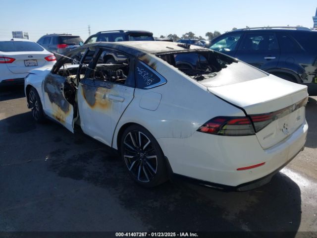 1HGCY2F82PA069521 Honda Accord Hybrid Touring