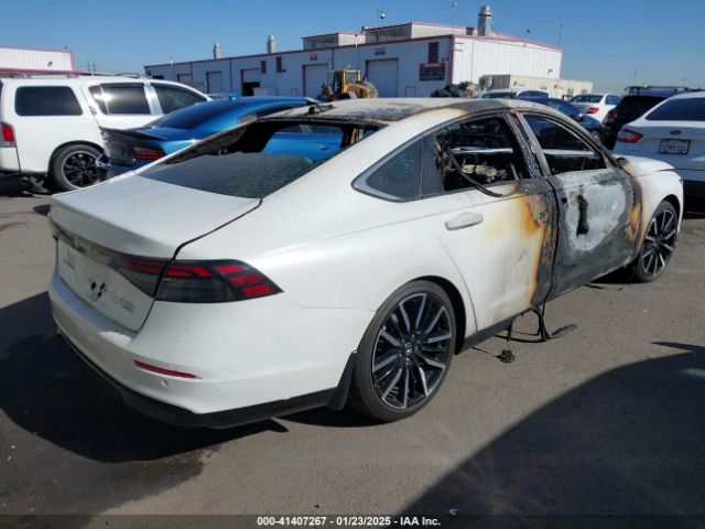 1HGCY2F82PA069521 Honda Accord Hybrid Touring