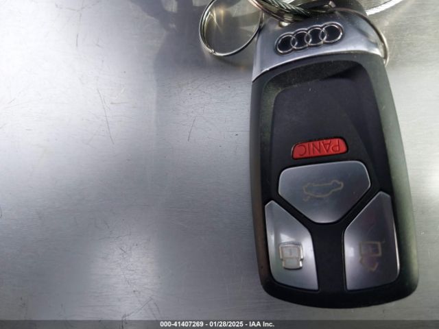 WA1VAAF78JD039663 Audi Q7 3.0t Premium