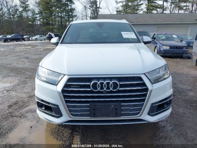 WA1VAAF78JD039663 Audi Q7 3.0t Premium