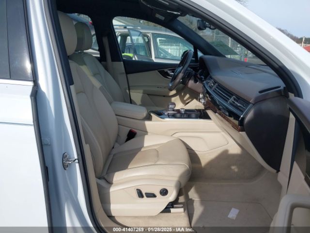 WA1VAAF78JD039663 Audi Q7 3.0t Premium