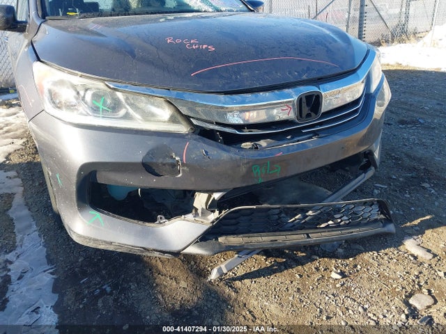 1HGCR2F36HA225076 Honda ACCORD LX