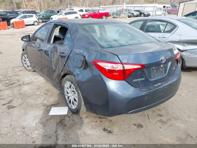 Toyota COROLLA LE 2019 2T1BURHE1KC240460 Image 3