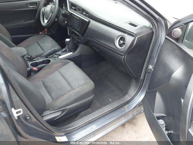 Toyota COROLLA LE 2019 2T1BURHE1KC240460 Image 5