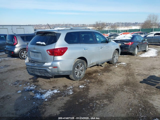5N1DR2MM4JC653488 Nissan Pathfinder Sv