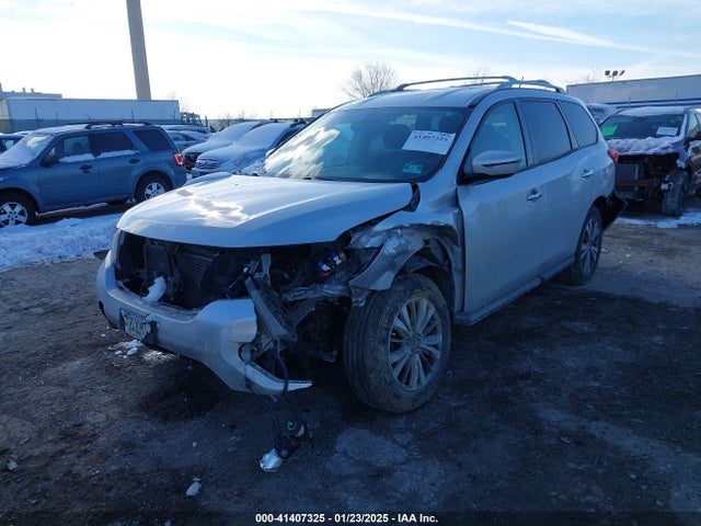 5N1DR2MM4JC653488 Nissan Pathfinder Sv