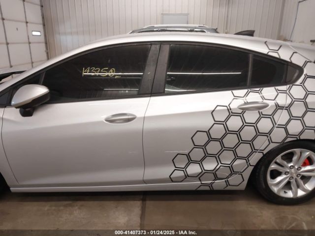 3G1BC6SM9KS588889 Chevrolet CRUZE LS