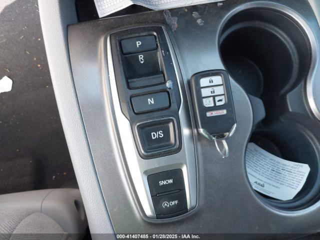 5FNYF5H3XMB017747 Honda Pilot 2wd Ex