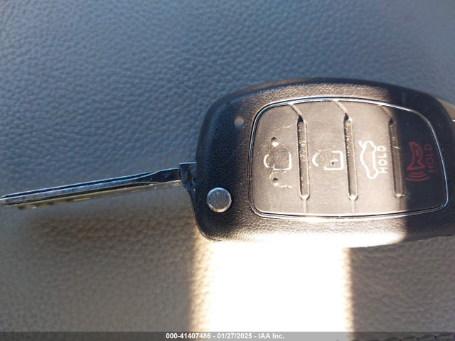 Hyundai SONATA SE 2016 5NPE24AF6GH296455 Image 11