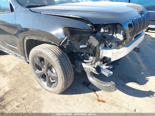1C4PJMLX5KD369346 Jeep Cherokee Altitude 4x4