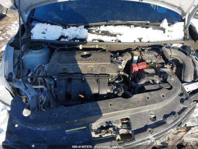 3N1AB7AP6JL655421 Nissan SENTRA SV