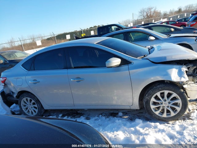 3N1AB7AP6JL655421 Nissan SENTRA SV