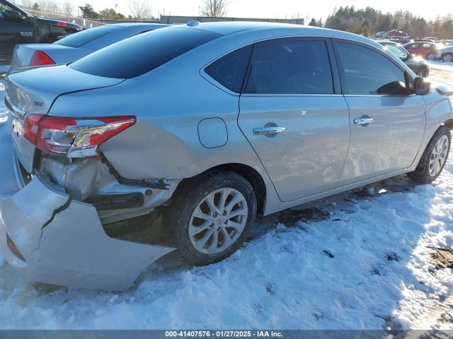 3N1AB7AP6JL655421 Nissan SENTRA SV