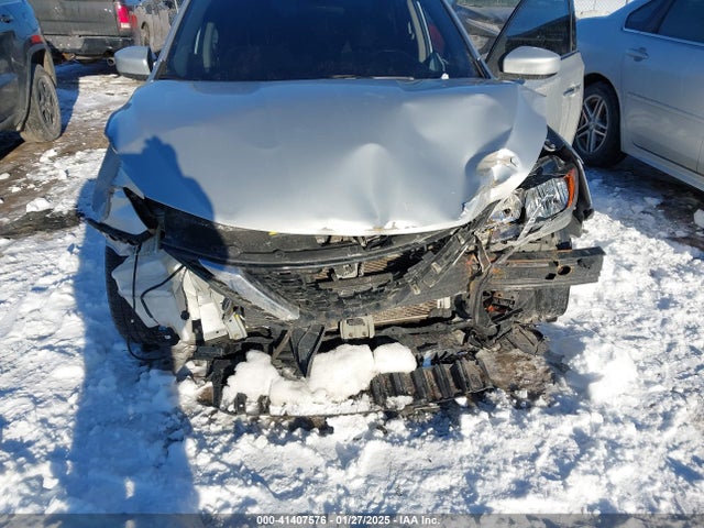 3N1AB7AP6JL655421 Nissan SENTRA SV