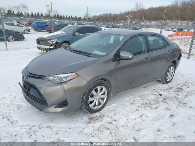 Toyota COROLLA LE 2017 2T1BURHE2HC929335 Image 2