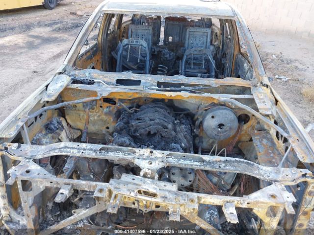 1GNSCHKC2KR395939 Chevrolet Suburban Lt