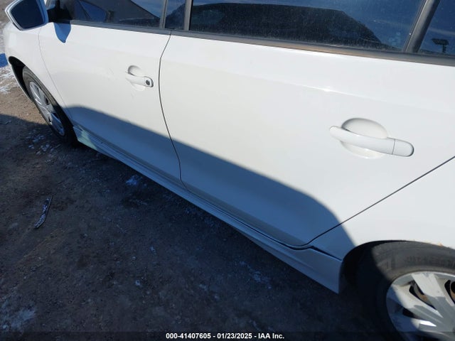 Aukcja sprzedaży 2013 Volkswagen Jetta 2.0l S, vin: 3VW2K7AJ0DM372893, numer aukcji: 41407605