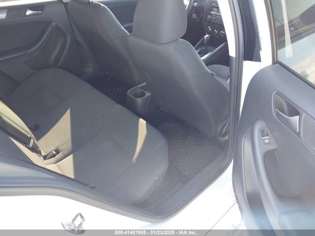 Aukcja sprzedaży 2013 Volkswagen Jetta 2.0l S, vin: 3VW2K7AJ0DM372893, numer aukcji: 41407605