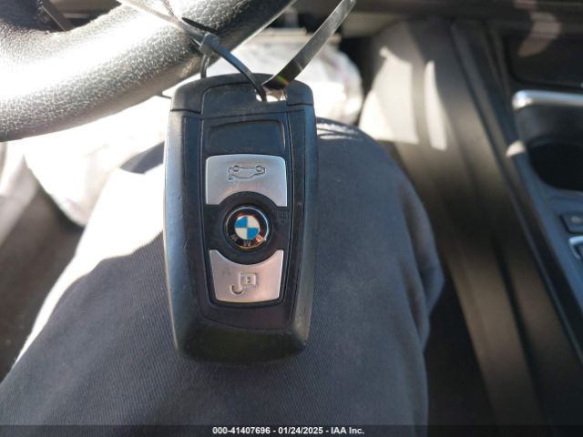 WBA3B1G59ENS79017 BMW 320i