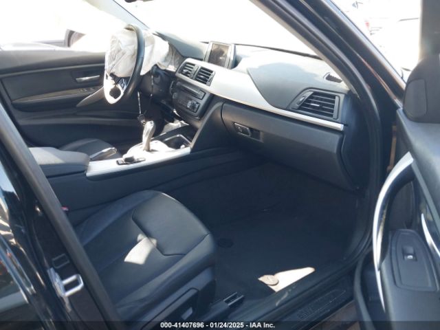 WBA3B1G59ENS79017 BMW 320i