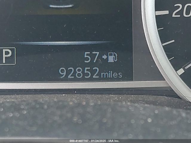 3N1AB7AP1HY394812 Nissan SENTRA SV