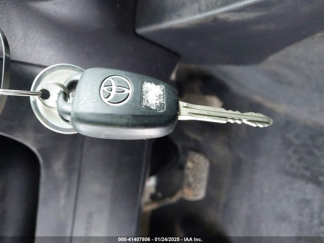 3TMCZ5ANXLM336590 Toyota Tacoma Sr V6