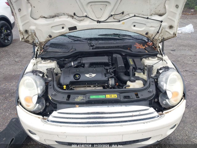 2008 MINI COOPER WMWMF33548TT60503 Photo 9