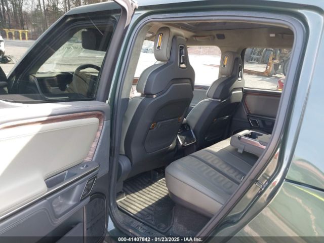2022 RIVIAN R1T 7FCTGAAA8NN015369 Photo 7