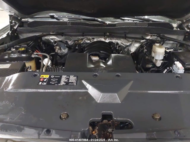 3GCUKREH9EG178197 Chevrolet Silverado 1500 1lt