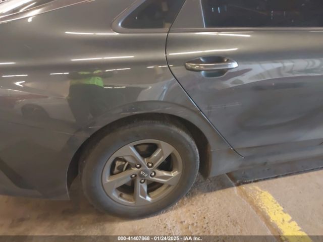5XXG14J27MG012945 KIA K5 LXS