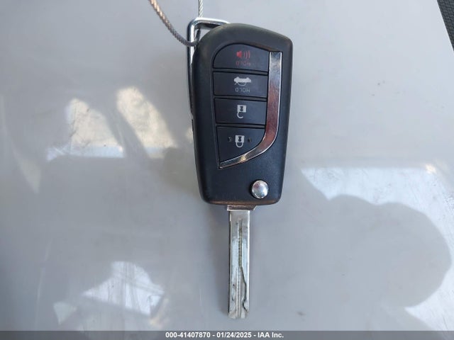Toyota COROLLA LE 2022 JTDEPMAE3N3015195 Image 11
