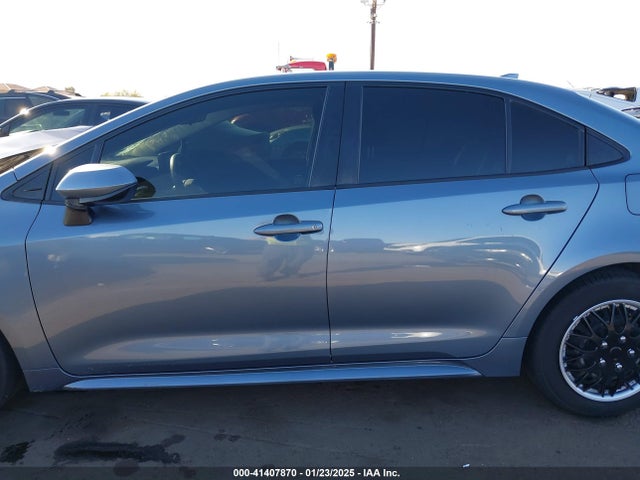 Toyota COROLLA LE 2022 JTDEPMAE3N3015195 Image 14