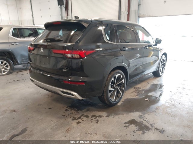 2022 MITSUBISHI OUTLANDER JA4J3VA83NZ027834 Photo 3