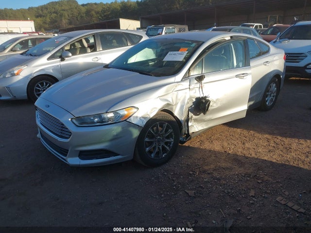 Ford FUSION S 2016 3FA6P0G71GR262005 Image 2