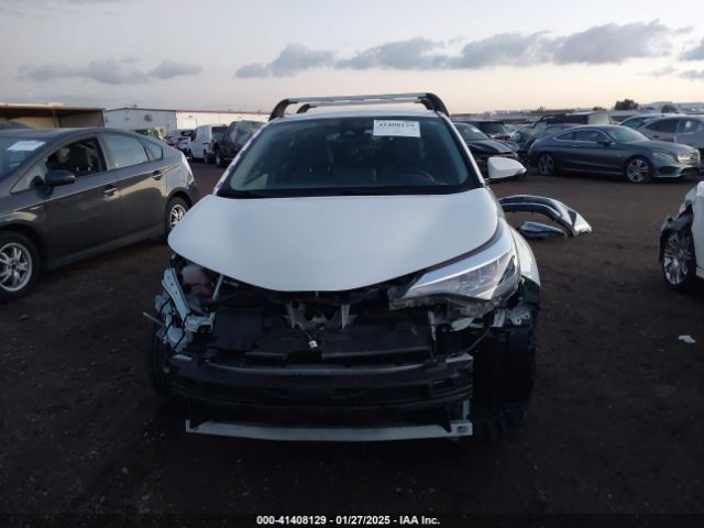 JTNKHMBX4M1120365 Toyota C-HR LE