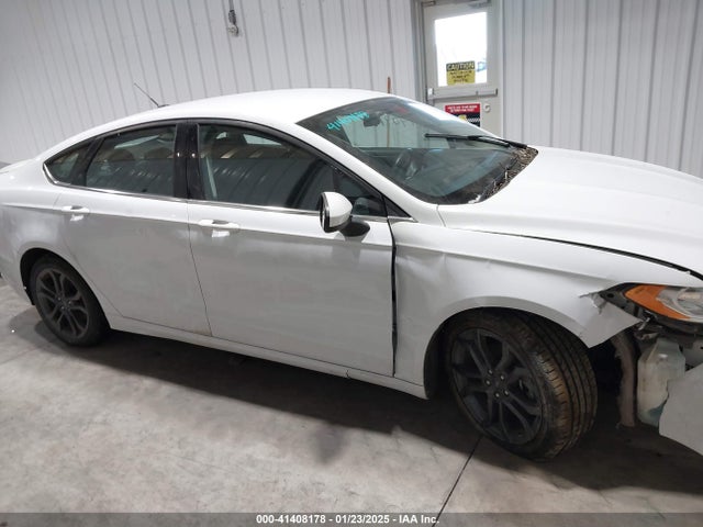 3FA6P0G76JR145110 Ford FUSION S
