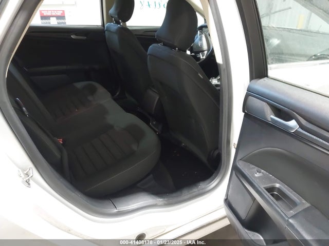 3FA6P0G76JR145110 Ford FUSION S