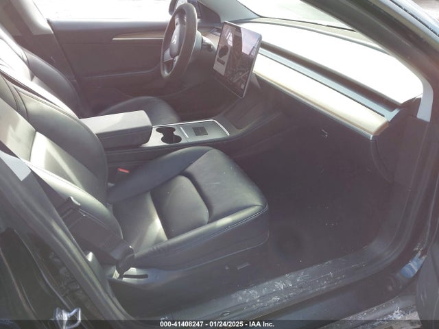 2021 TESLA MODEL 3 5YJ3E1EB9MF993102 Photo 4