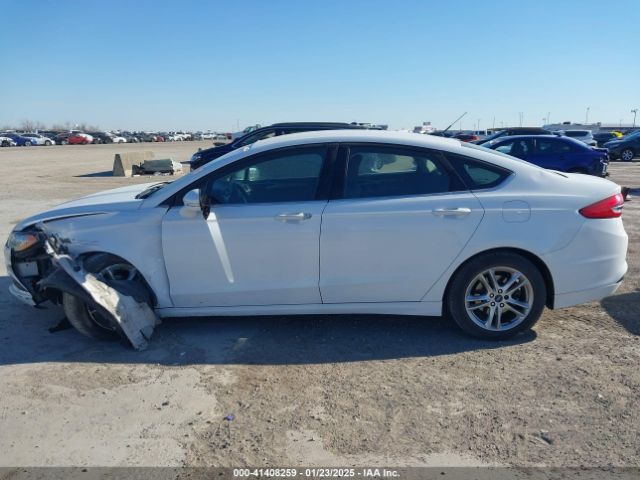 3FA6P0H71JR262575 Ford FUSION SE