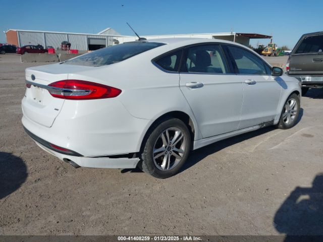 3FA6P0H71JR262575 Ford FUSION SE