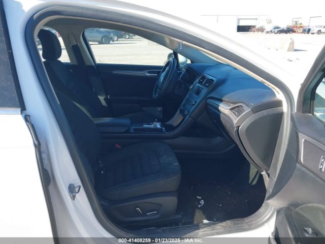 3FA6P0H71JR262575 Ford FUSION SE
