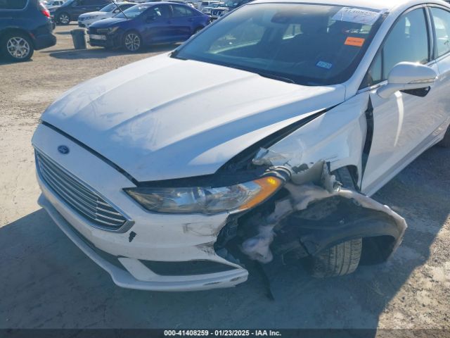 3FA6P0H71JR262575 Ford FUSION SE