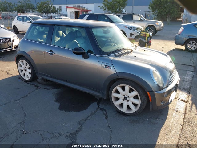 2003 MINI COOPER S WMWRE33413TD69588 Photo 0