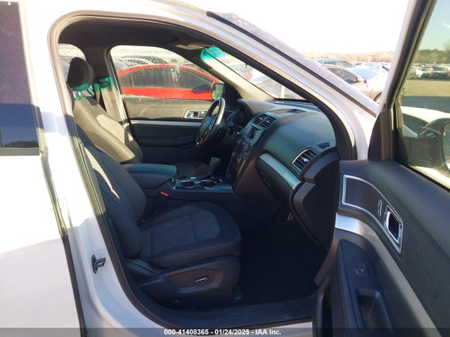 Ford EXPLORER XLT 2017 1FM5K7D85HGD53017 Image 5