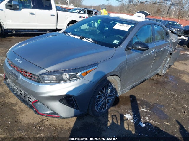 3KPF54AD9PE562548 KIA Forte Gt-line